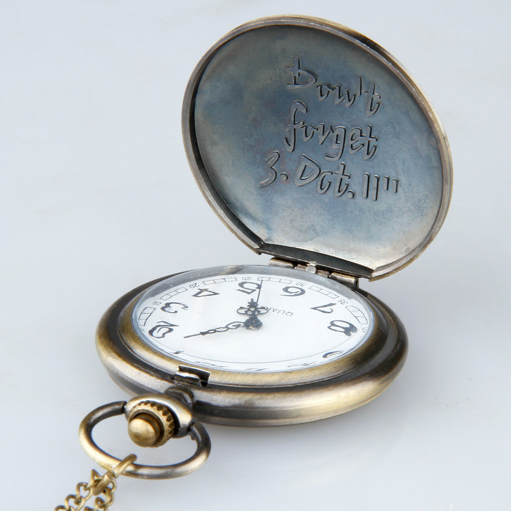 Vintage-inspired full metal alchemist seahorse pattern necklace