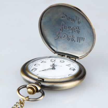 Vintage-inspired full metal alchemist seahorse pattern necklace